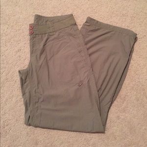 Women’s Nike pants green size Medium (8-10)